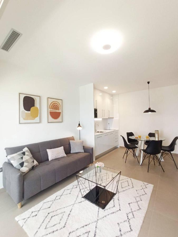 Intempo Benidorm Apartment Bagian luar foto