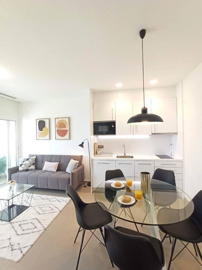 Intempo Benidorm Apartment Bagian luar foto