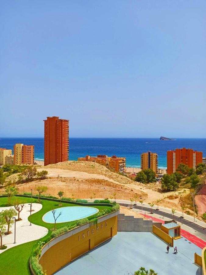 Intempo Benidorm Apartment Bagian luar foto