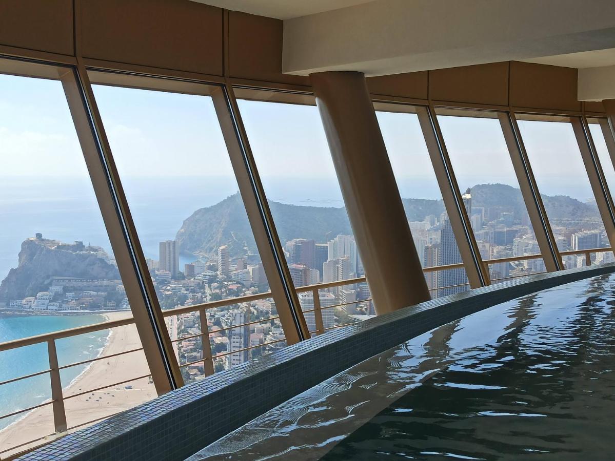 Intempo Benidorm Apartment Bagian luar foto
