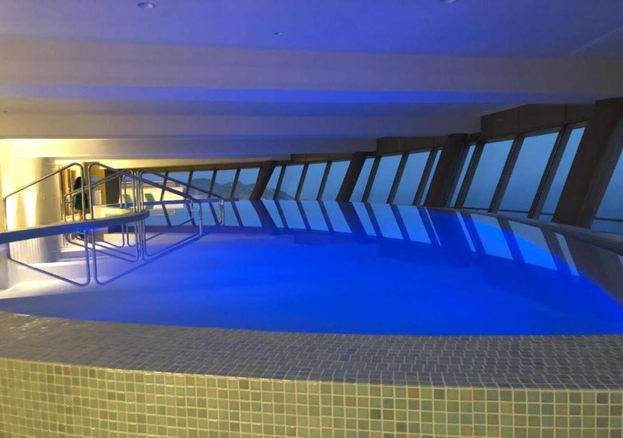 Intempo Benidorm Apartment Bagian luar foto